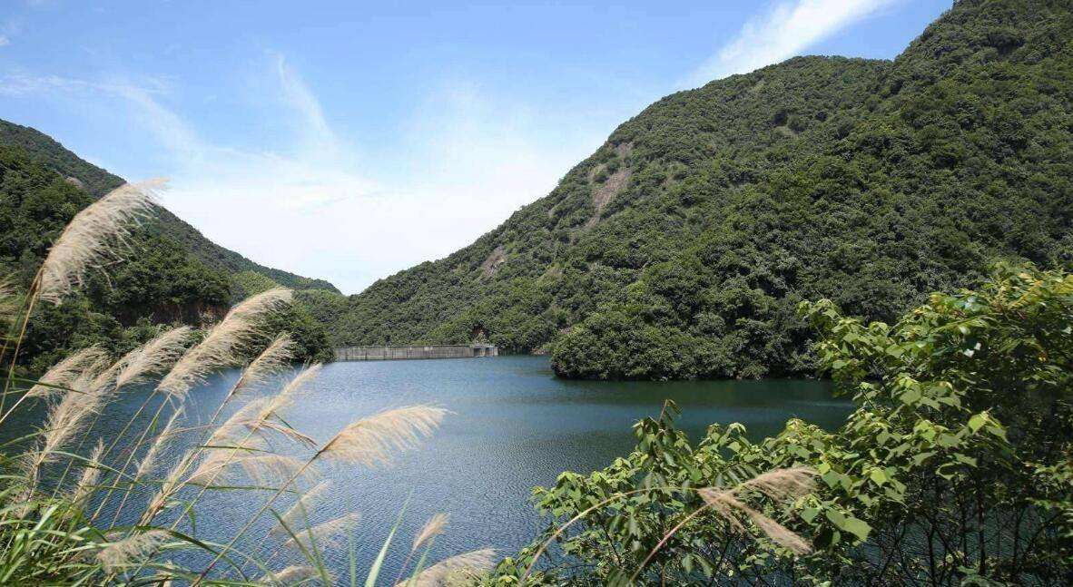 《2017全域旅游发展报告》 全域旅游取得七方面阶段性成果