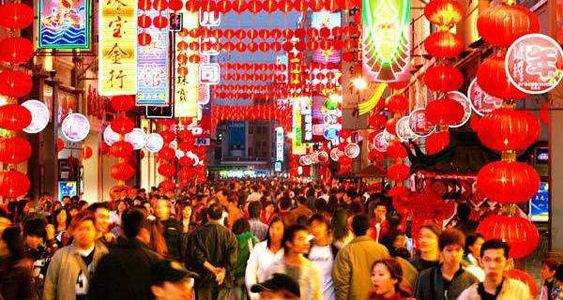 春节旅游晋升“新年俗” 文化景区满是年味儿