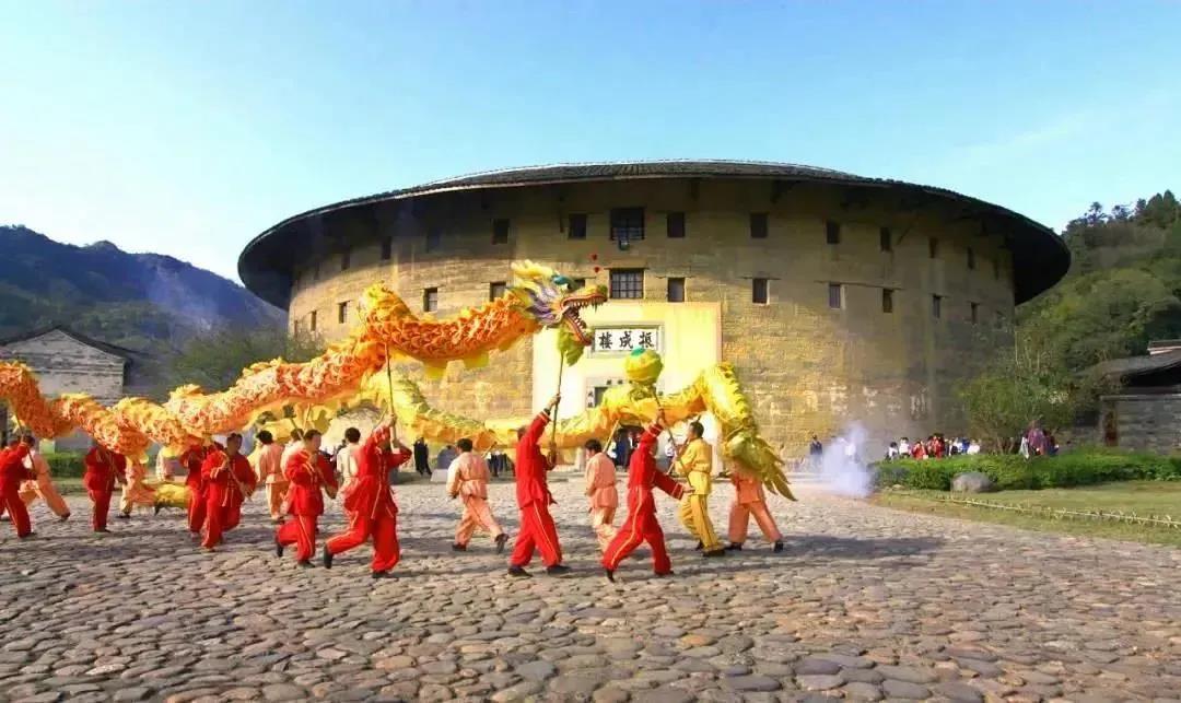 “非遗+旅游”扮靓大众假日生活