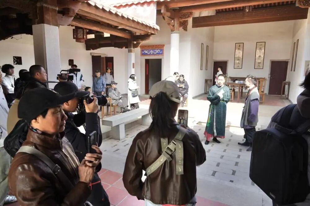 推动文旅服务高品质多样化便利化发展